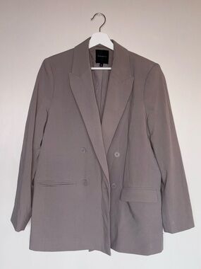 Dynamite Taupe Double-Breasted Blazer